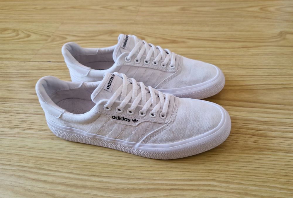 Кросівки ADIDAS 42 розмір (стелька 26.5см) Original