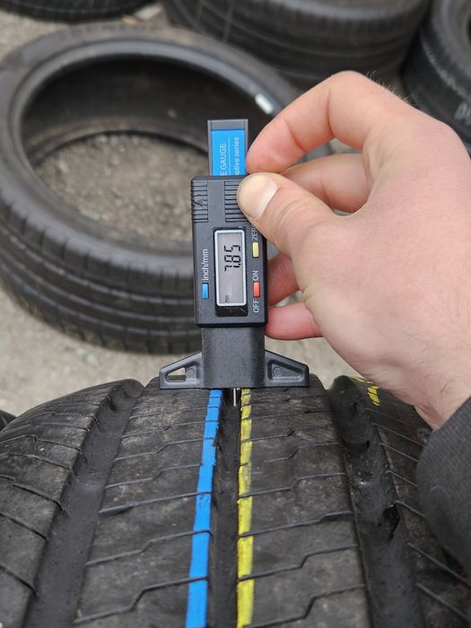 Шины БУ 215 65 R 15 C Continental vancontact eco комплект лето