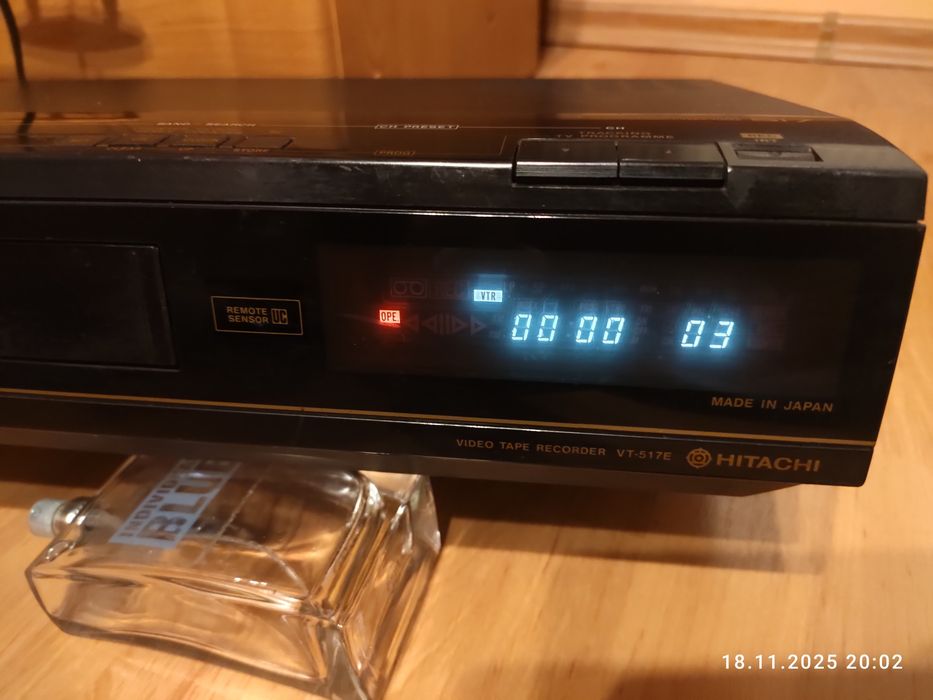 Wideo odtwarzacz Hitachi 517