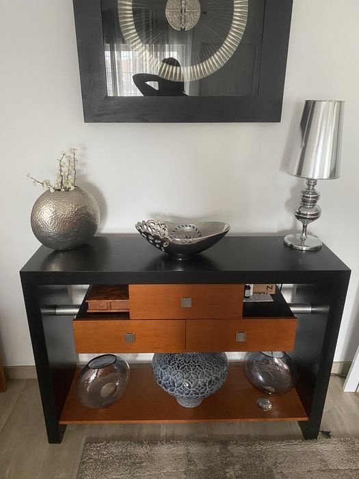 Urgente! Oportunidade! Consola / Aparador de entrada