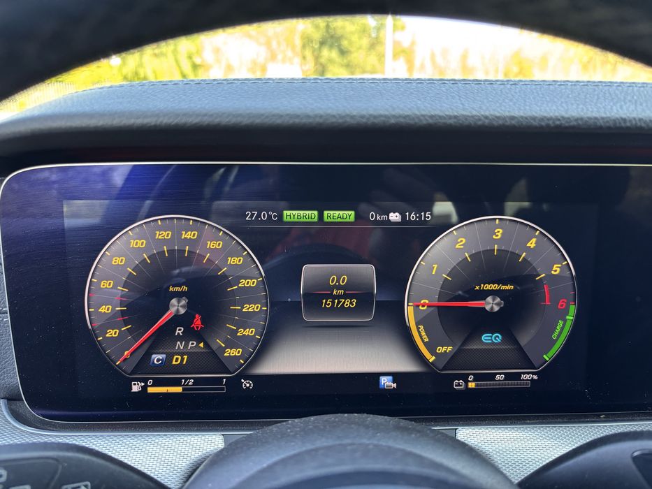 Mercedes E300 de 08 2019 — photo 4