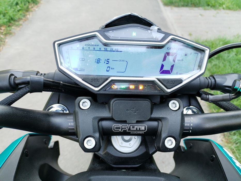 Мотоцикл CFMOTO 250NK LITE