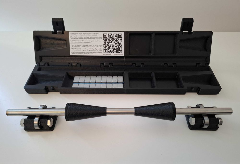 Statyczna wyważarka do kół motocyklowych – mobilna i kompaktowa