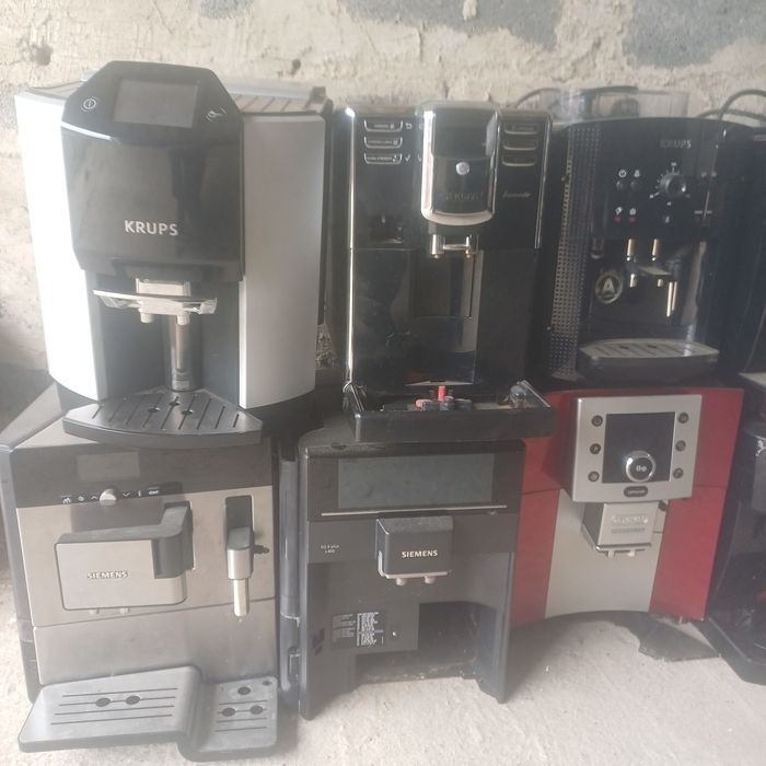 Кавоварка Delonghi