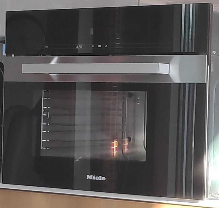 Miele DG7240 Urządzenie do gotowania na parze