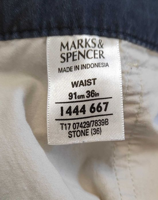 Wr) MARKS&SPENCER męskie spodenki w typie bojówek Roz.36