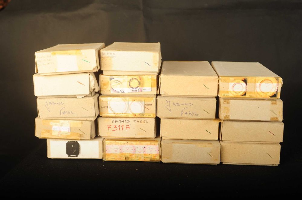 Lote gigante de caixas de relógios de pulso
