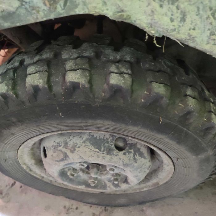 Продам луаз треба трохи робити.