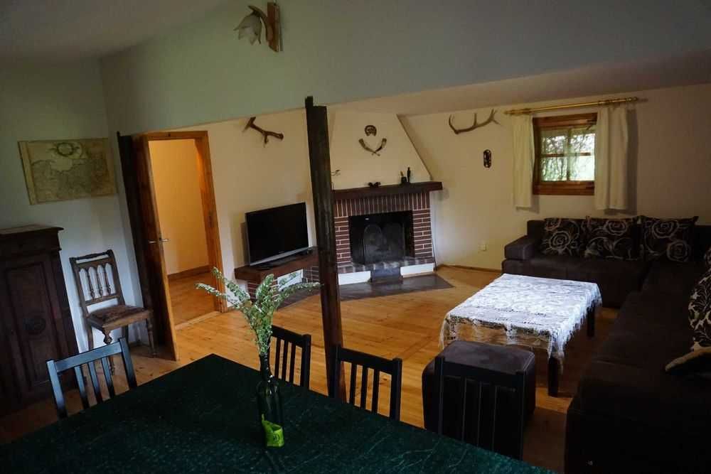 Wynajem domek 6os  MAZURY nad JEZIOREM z PRYWATNĄ PLAŻĄ.