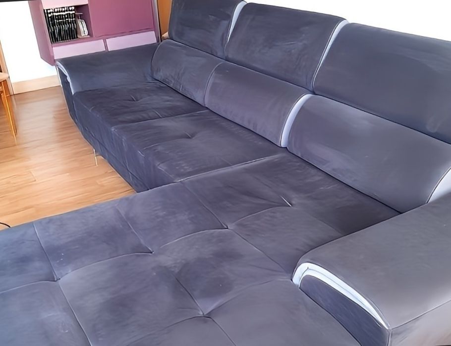 Sofá com chaise loungue
