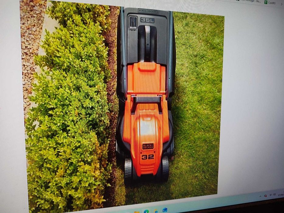 Maquina cortar relva Black+Decker
