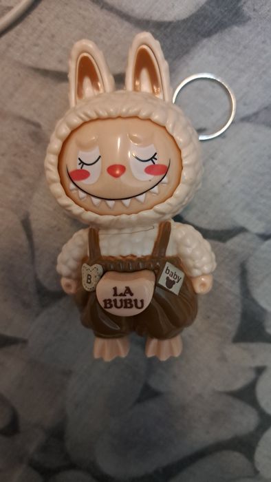Labubu porta chaves