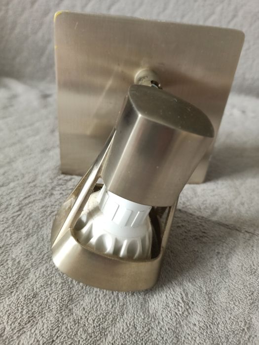 Kinkiet do przedpokoju lub innego pomieszczenia