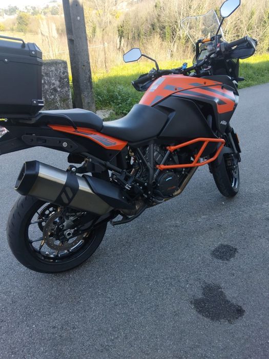 KTM 1290 Super Adventure S maio 2020