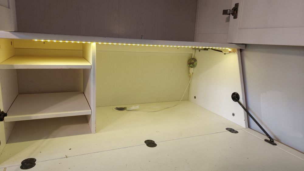 Ikea Hemnes sekretarzyk barek z nadstawką biały sosna