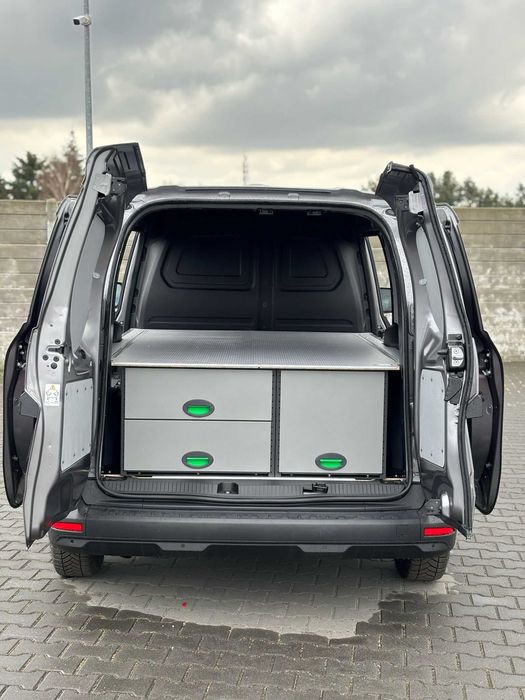 Zabudowa serwisowa/szafka do busa Caddy/Partner/Doblo/Citan/Kangoo
