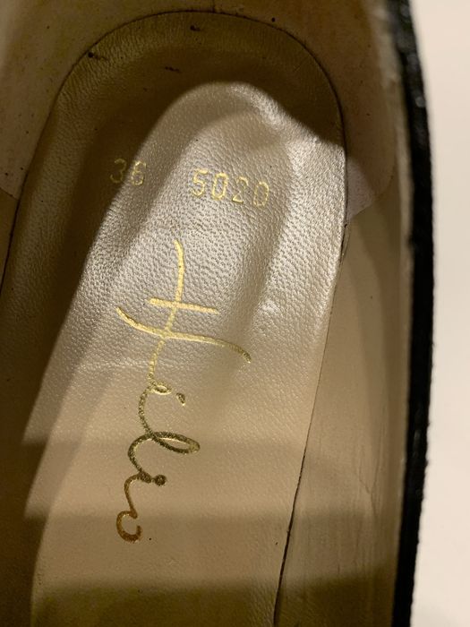 Sapatos camurça pretos