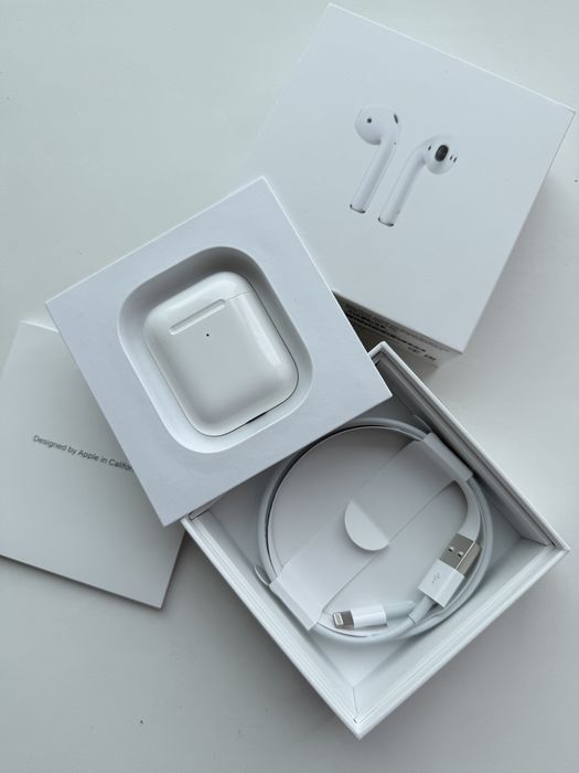 Airpods 2 wireless charging case