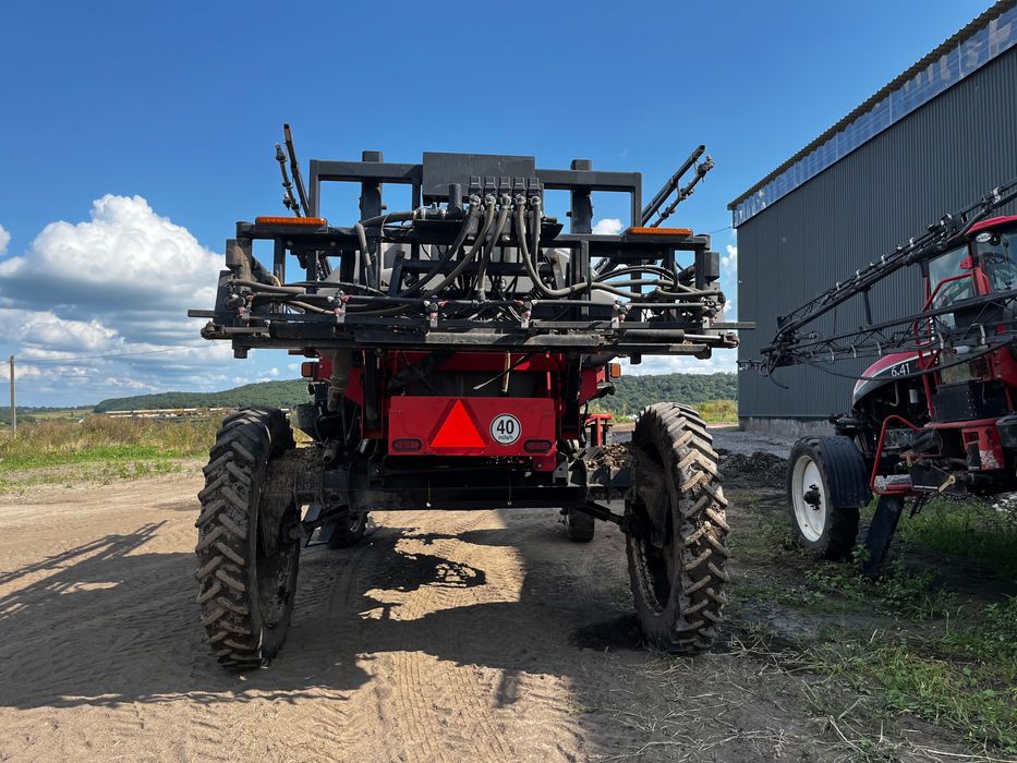 Самохідний оприскувач Apache