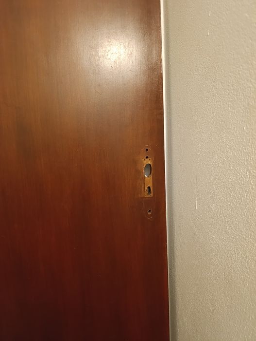 Porta de interior em mogno