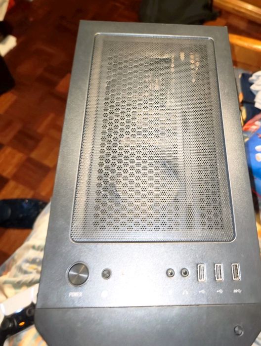 Caixa msi 4 fans514844013616189445