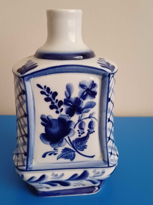 GŻEL karafka kobaltowa porcelana