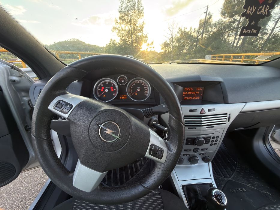 Opel Astra H 1.7 GTC