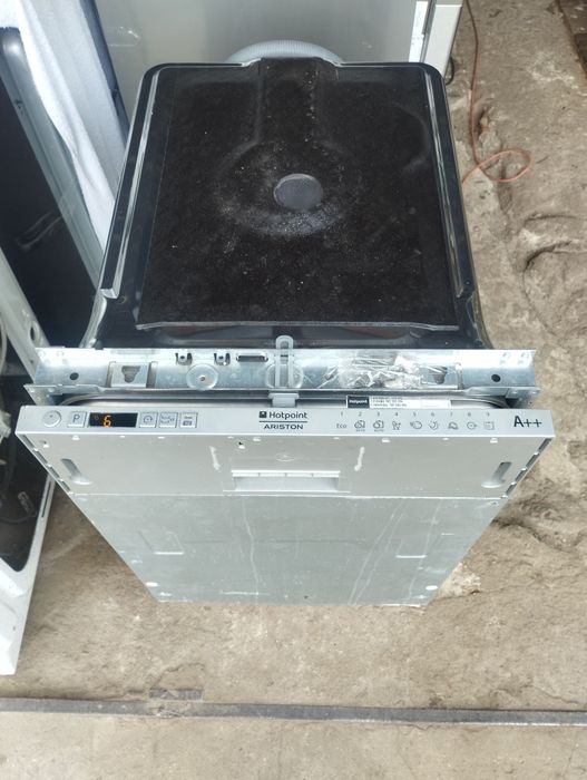 Zmywarka HOTPOINT ARISTON 45 do zabudowy, stan bdb.