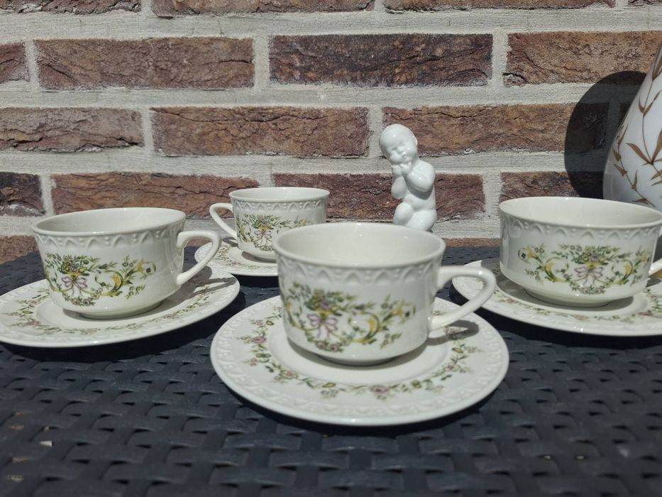 винтажная чайная пара из коллекции Trianon от мануфактуры Villeroy & Boch