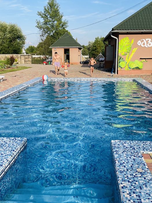 Готельно-туристичний комплекс Оазис Карпат