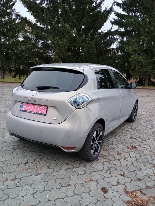 Renault Zoe intense 
ZOE INTENS R90
63631 km
/43 kWh /