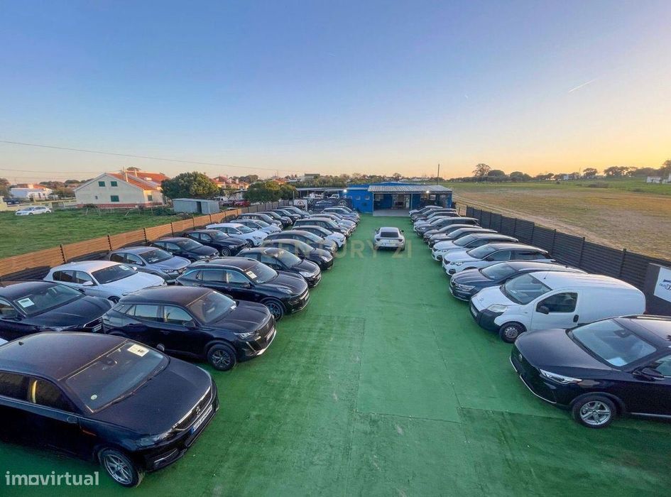 Armazém 1100 m² – Moita | 500 m² Cobertos + 600 m² Descobertos