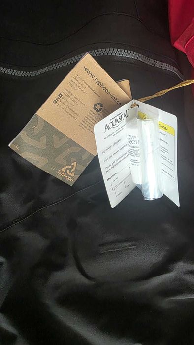 Typhoon Undersuit Polar tamanho L - Novo