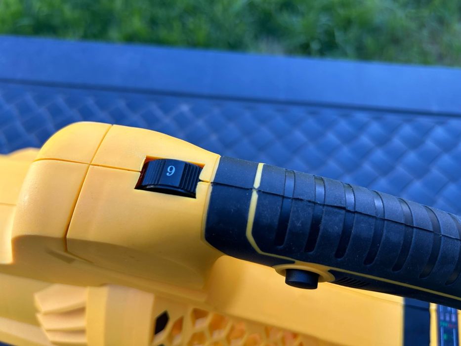 Dmuchawa akumulatorowa do liści