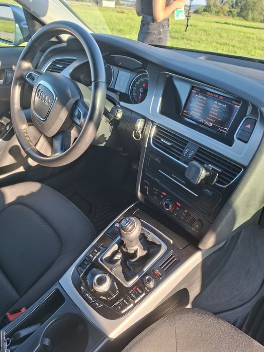 Audi a4b8 2010r 2.0tdi