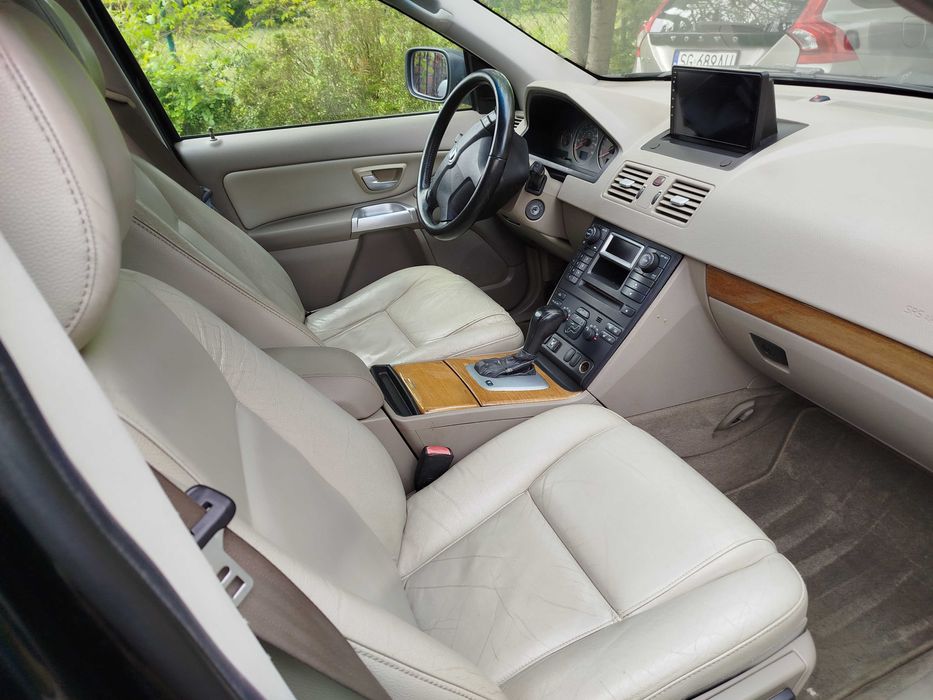 Volvo XC90 2.5TB z gazem