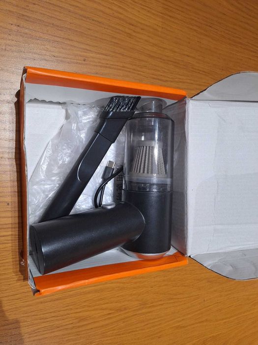 Aspirador Portátil 2 em 1 Potente - Ideal para Casa e Carro!