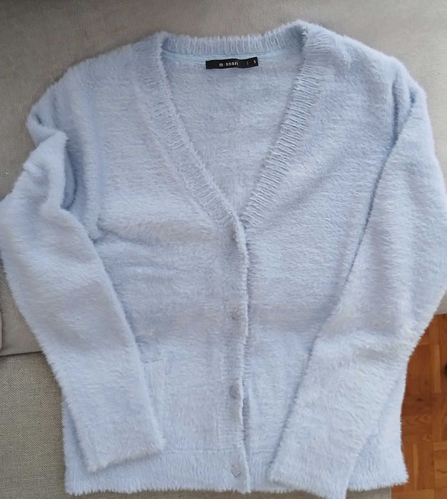 Piękny sweter jasnoniebieski marki Monnarii, nowy