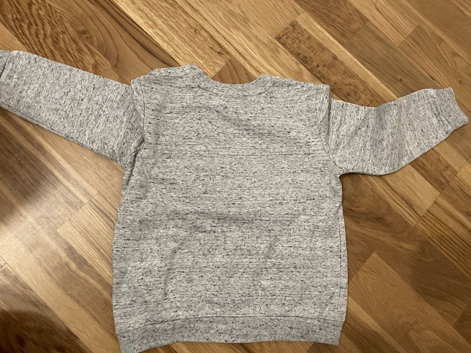 Bluza z ruchomym obrankiem