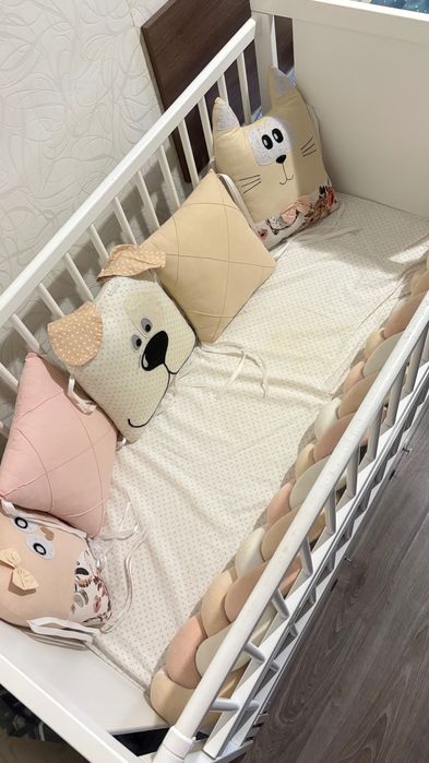 Ліжко для немовляти