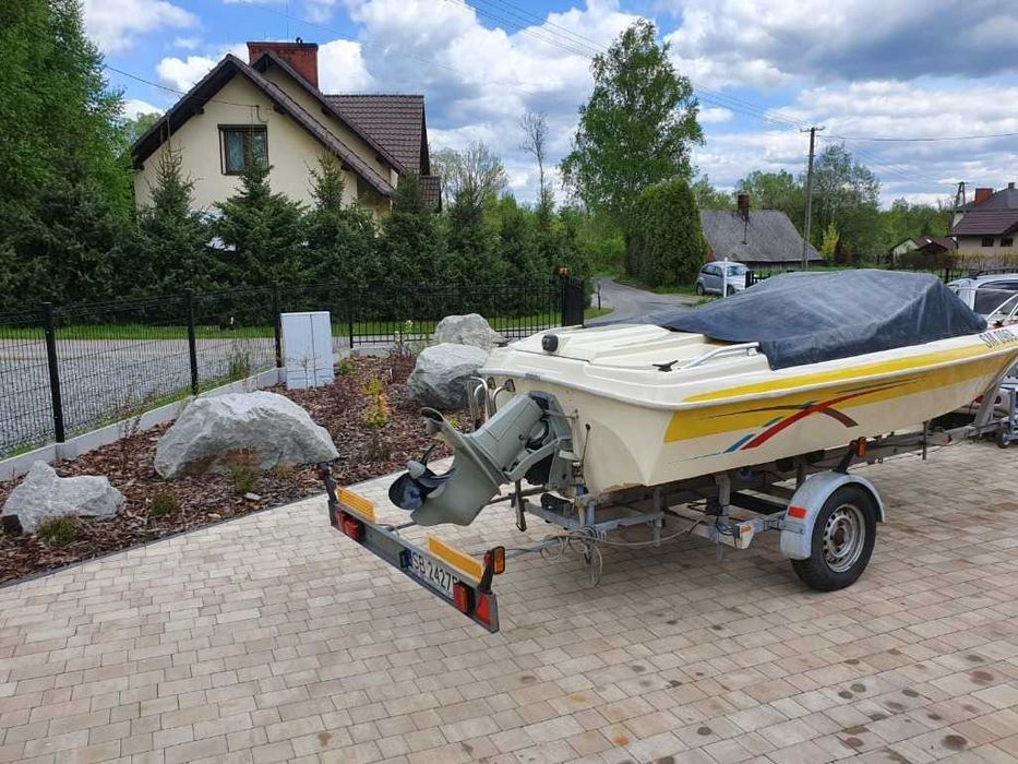 łódź motorowa Fletcher, silnik 141 kM, przyczepka