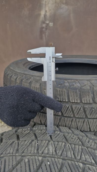 Продам свою зимнюю резину BRIDGESTONE