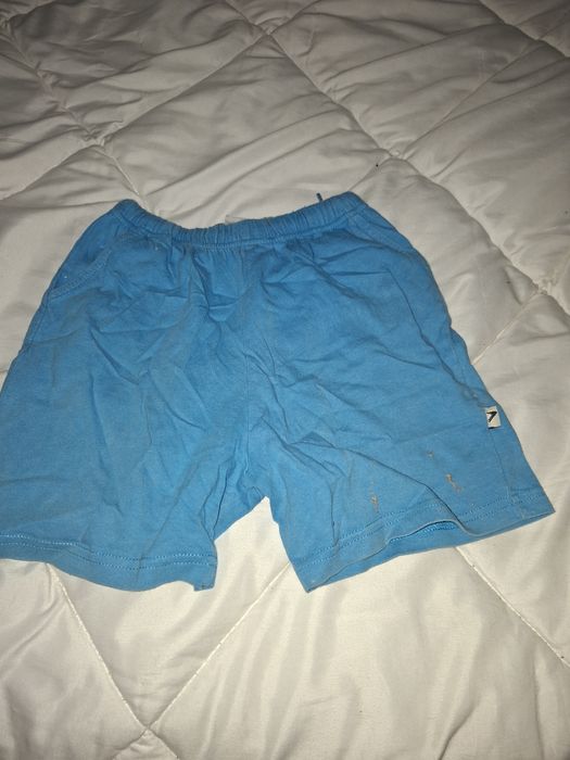 Vendo varias peças  de roupa