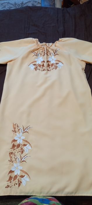 Продам платье вышиванку