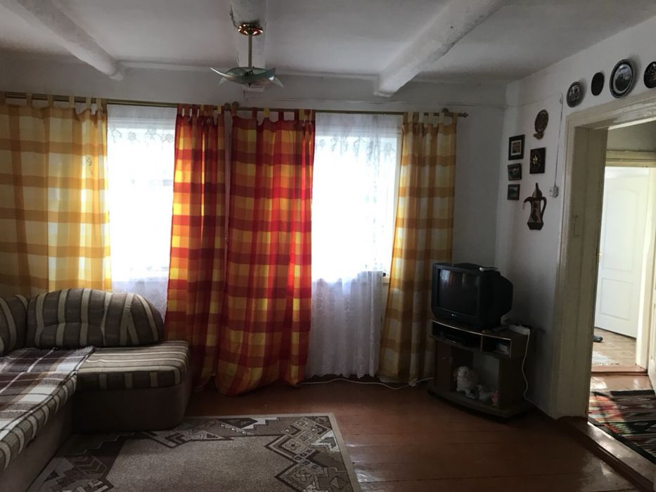 Продається будинок в с. Харківці Бориспільського району.