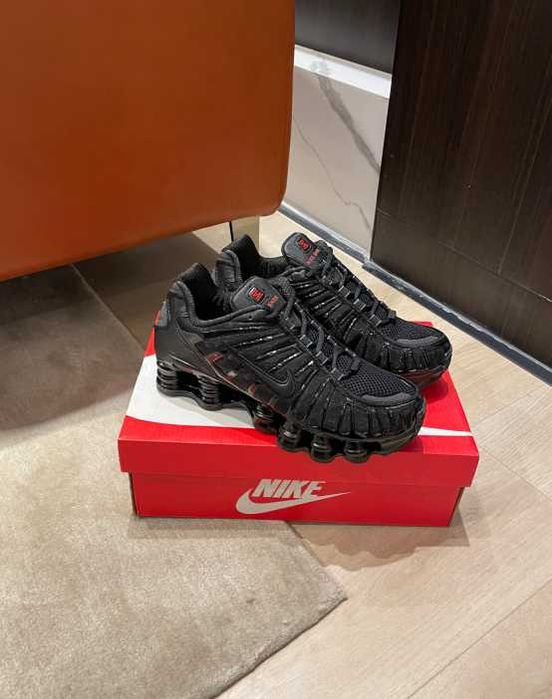 Nike Shox TL Czarny r.39