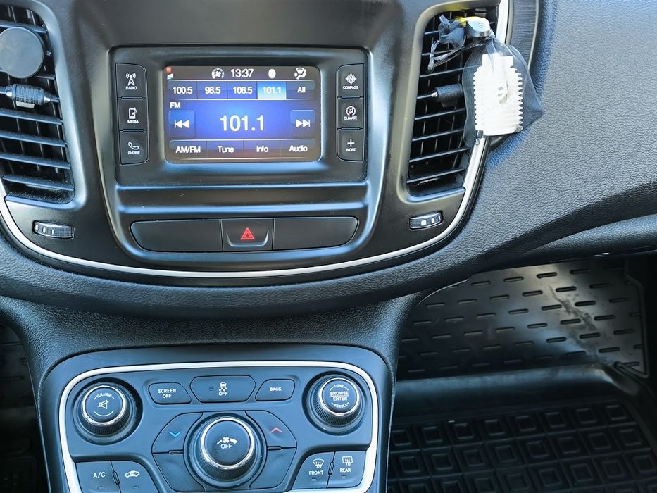Chrysler 200 2016 VIN 1C3CCCAB0GN181169 фото оголошення 20 з 24
