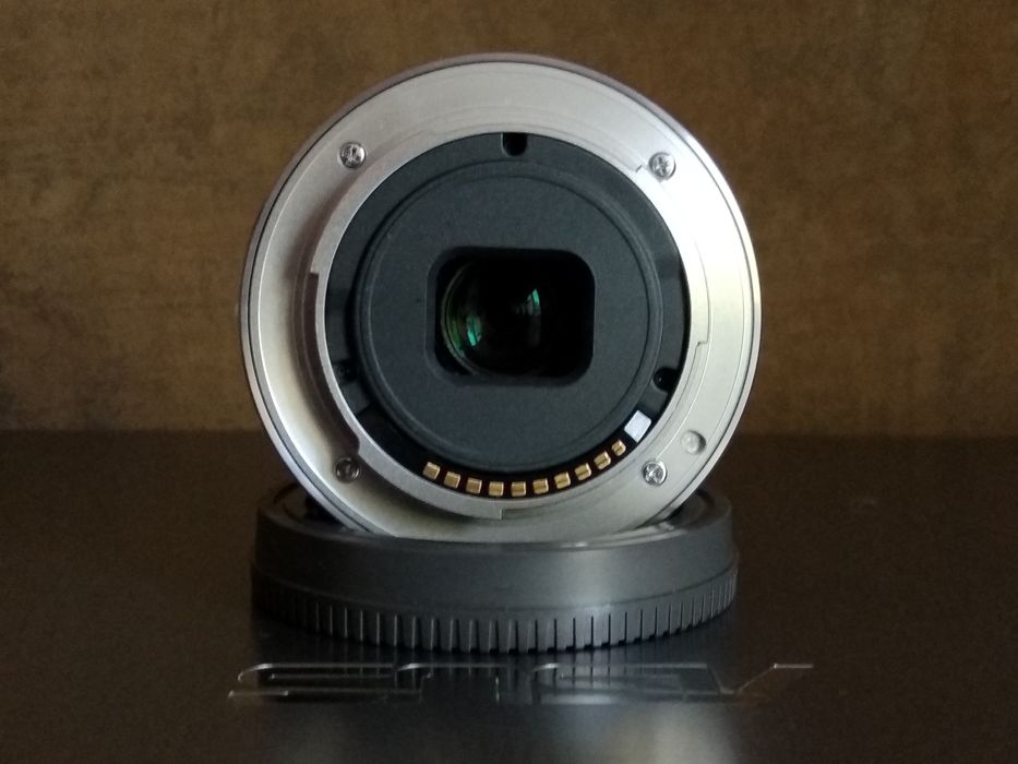 Шикарний ШИРИК Sony 16mm f2.8 фільтр uv vc для камер NEX (SEL16F28.AE)