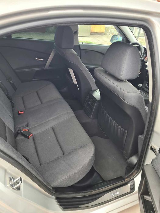 BMW E60 2005 2171 cm3 Benzyna