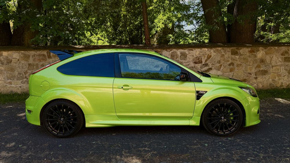 Ford Focus Mk2 RS 2.5 ultimate green recaro cs